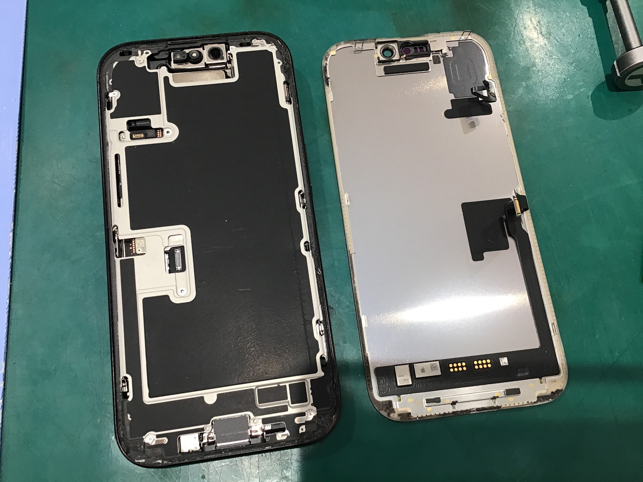 iphone16Pro(アイフォーン)の画面割れ修理はスマホ修理工房丸井錦糸町店にお任せください！